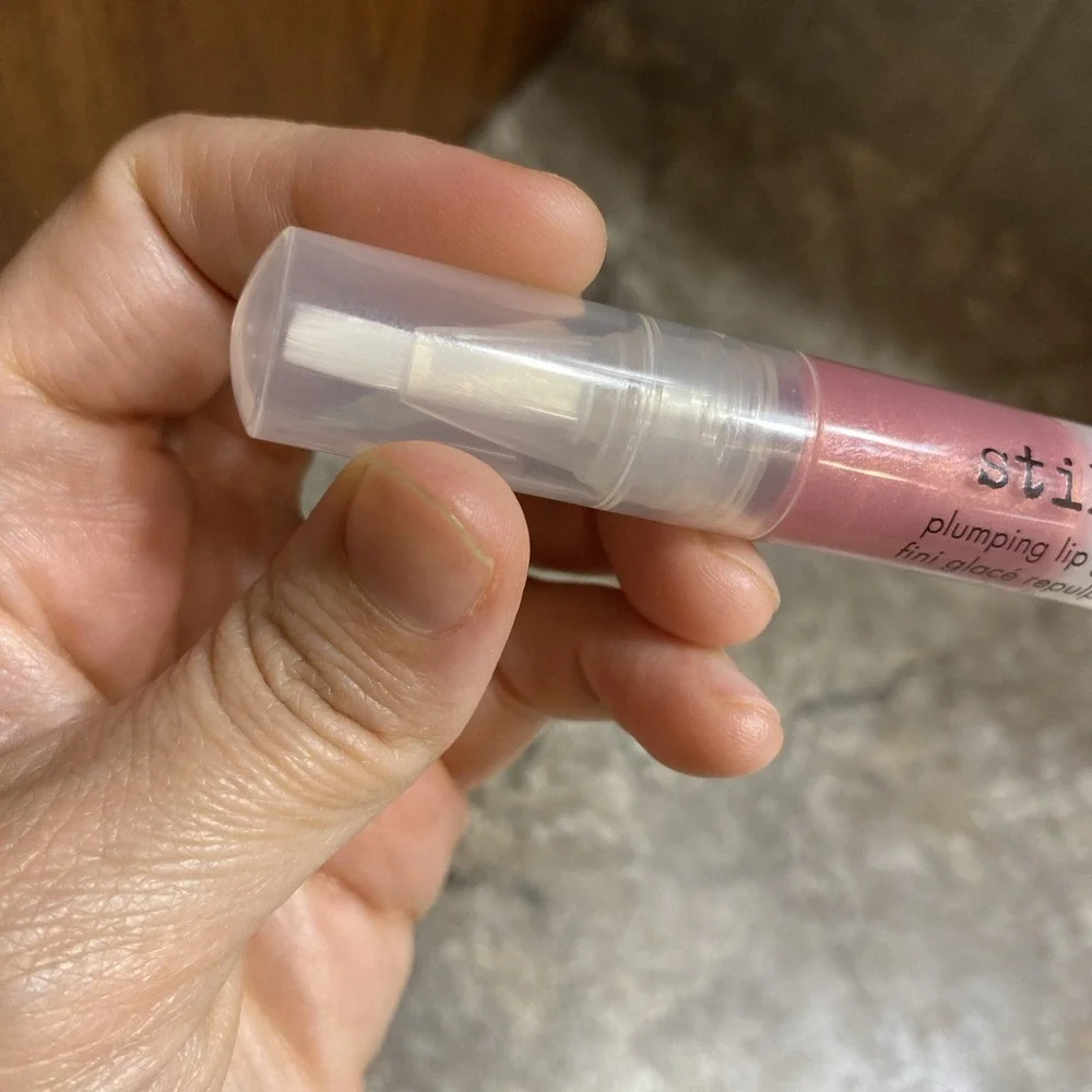 STILA Plumping Lip Glaze Cherry Mint‎ #02 - 0.08 oz Lip Gloss